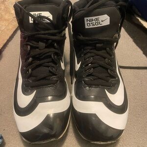 Nike Men’s baseball cleats